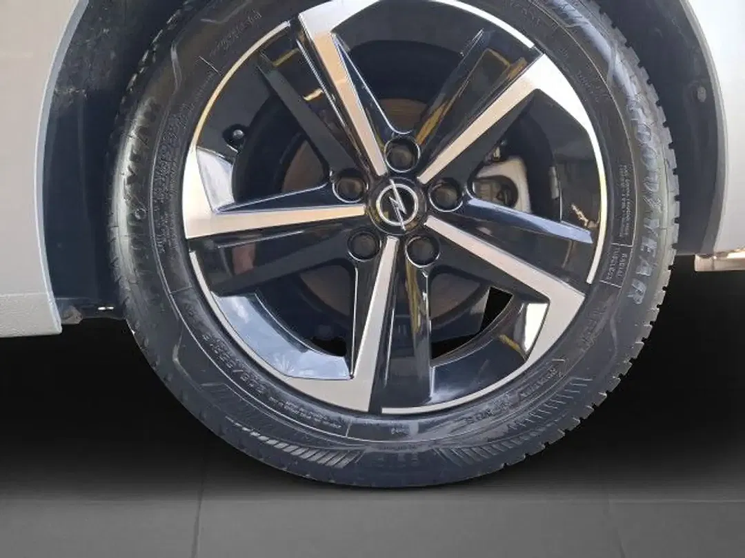Opel Astra GS - Thumbnail 9