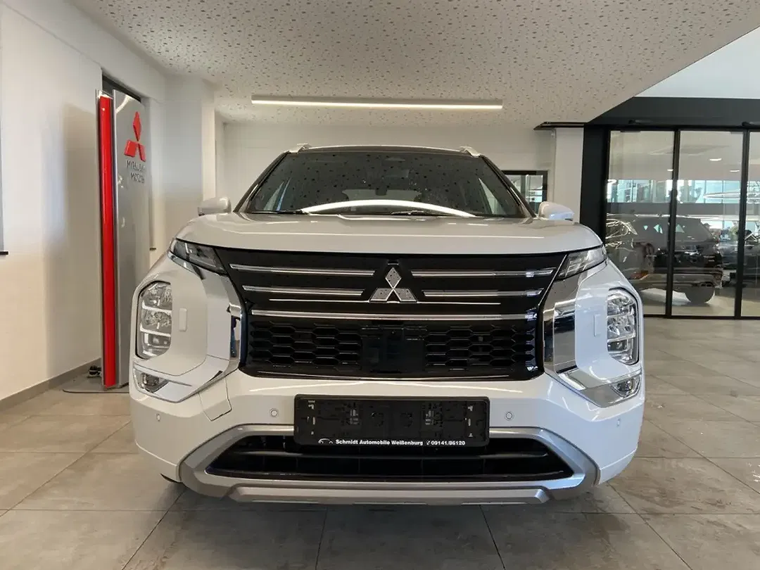 Mitsubishi Outlander 2.4 Diamant Top Luxury - Thumbnail 5