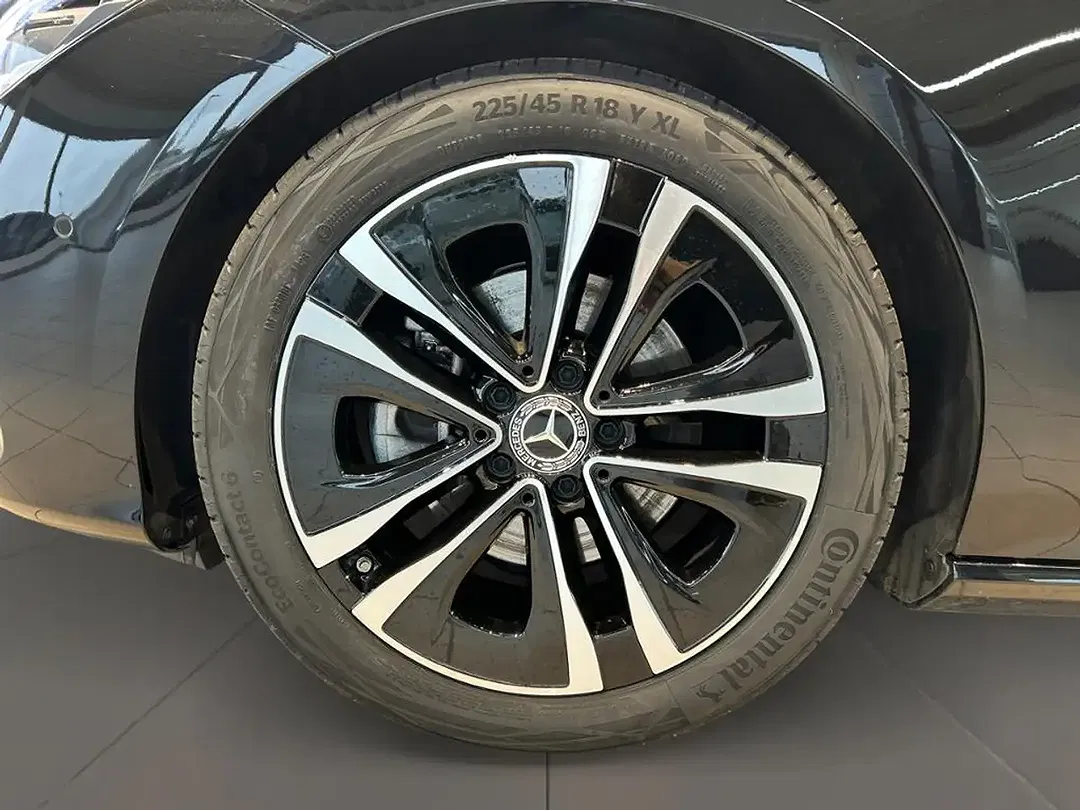 Mercedes-Benz CLA 180 MBUX Progressive - Thumbnail 11