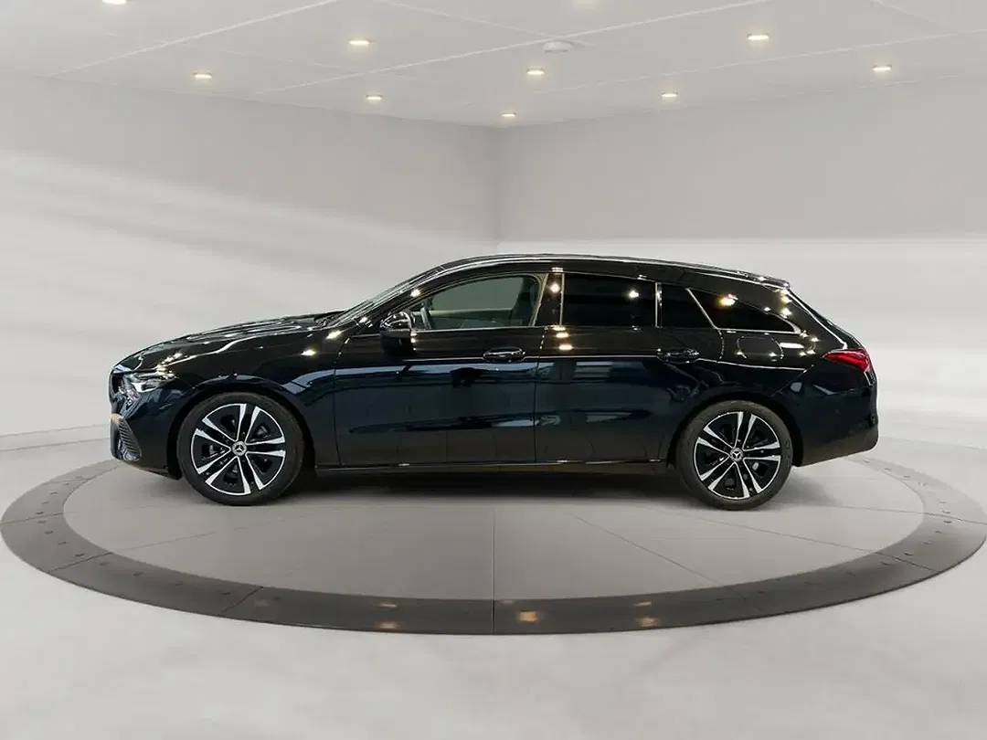 Mercedes-Benz CLA 180 MBUX Progressive - Thumbnail 3