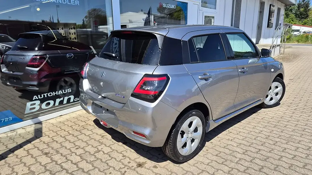 Suzuki Swift 1.2 Dualjet Comfort - Thumbnail 3