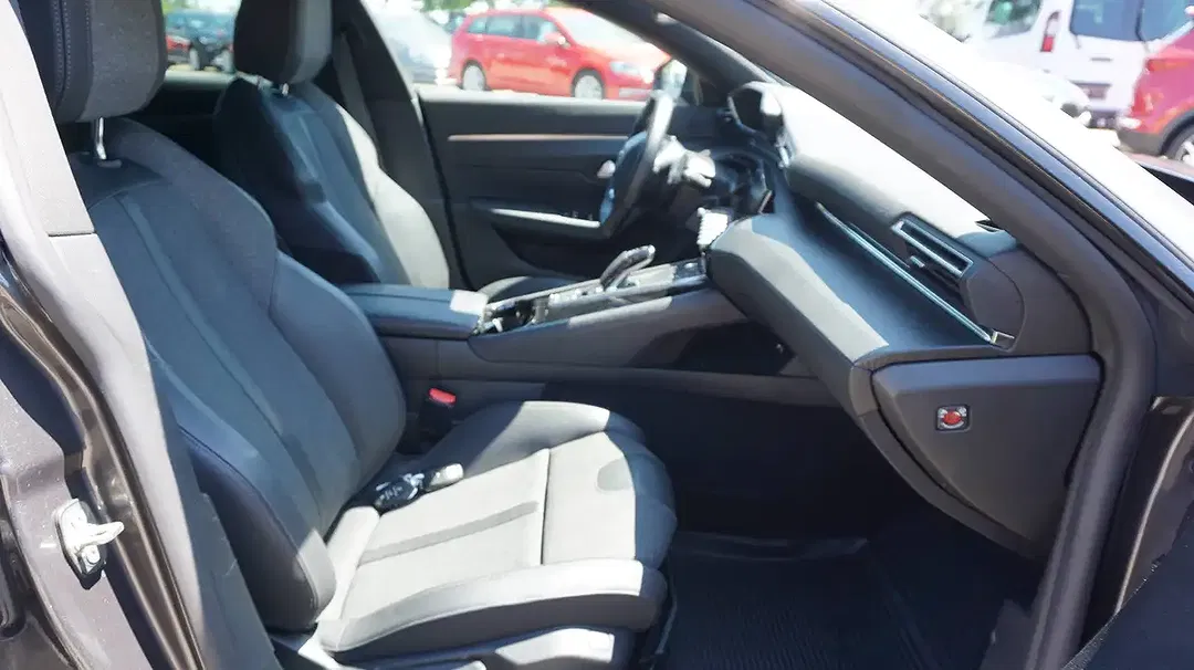 Peugeot 508 225 e-EAT8 PHEV Allure Pack SW - Thumbnail 13