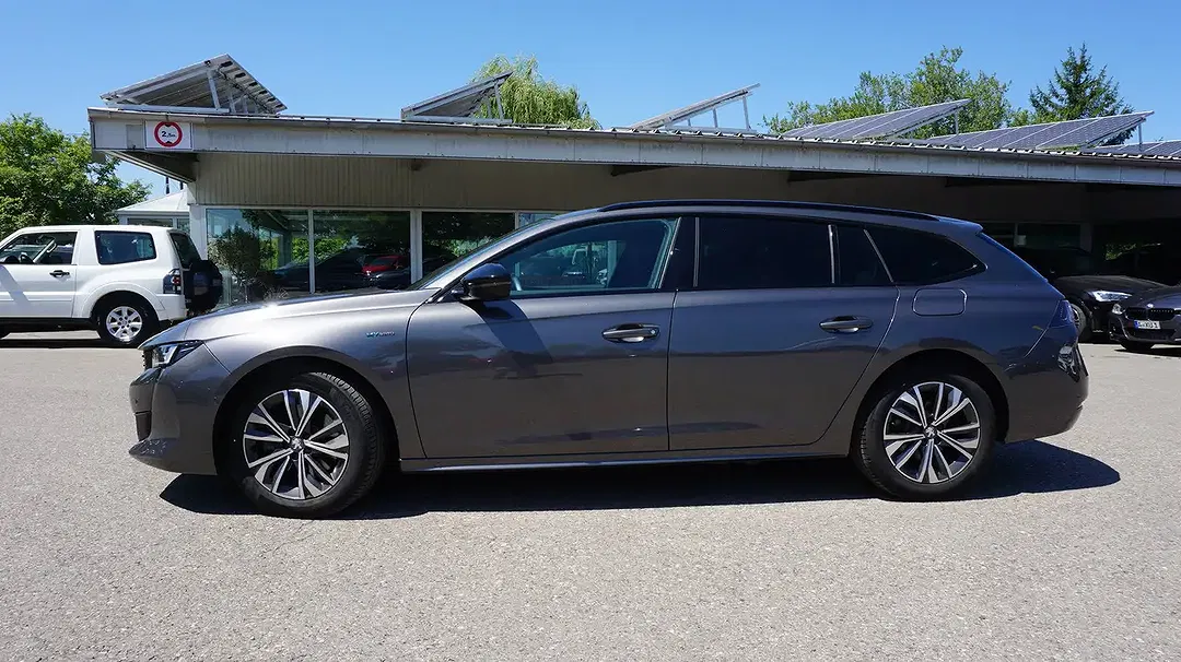 Peugeot 508 225 e-EAT8 PHEV Allure Pack SW - Thumbnail 4