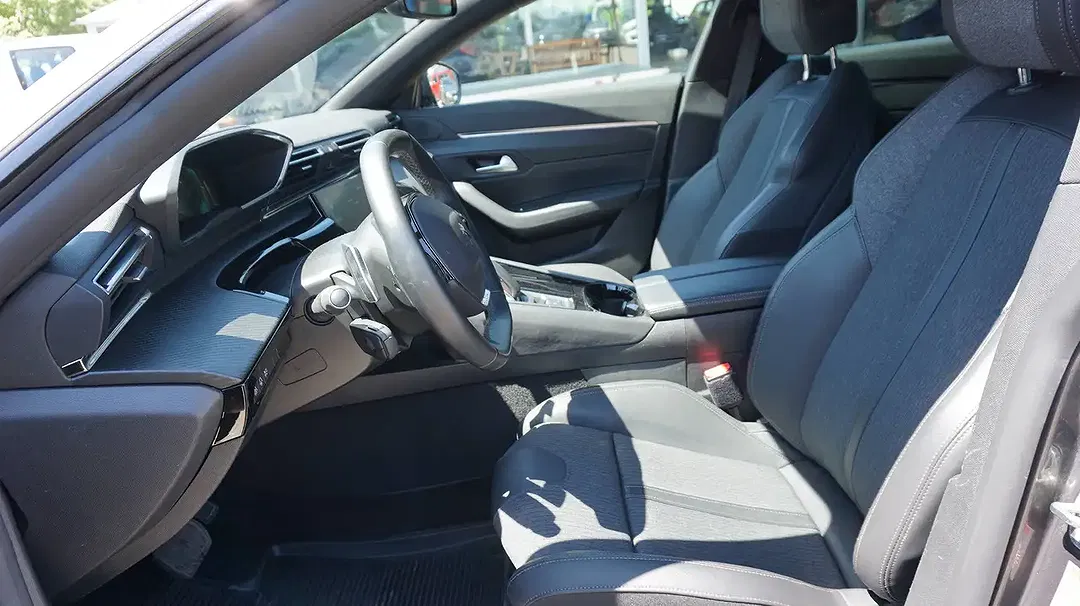 Peugeot 508 225 e-EAT8 PHEV Allure Pack SW - Thumbnail 9