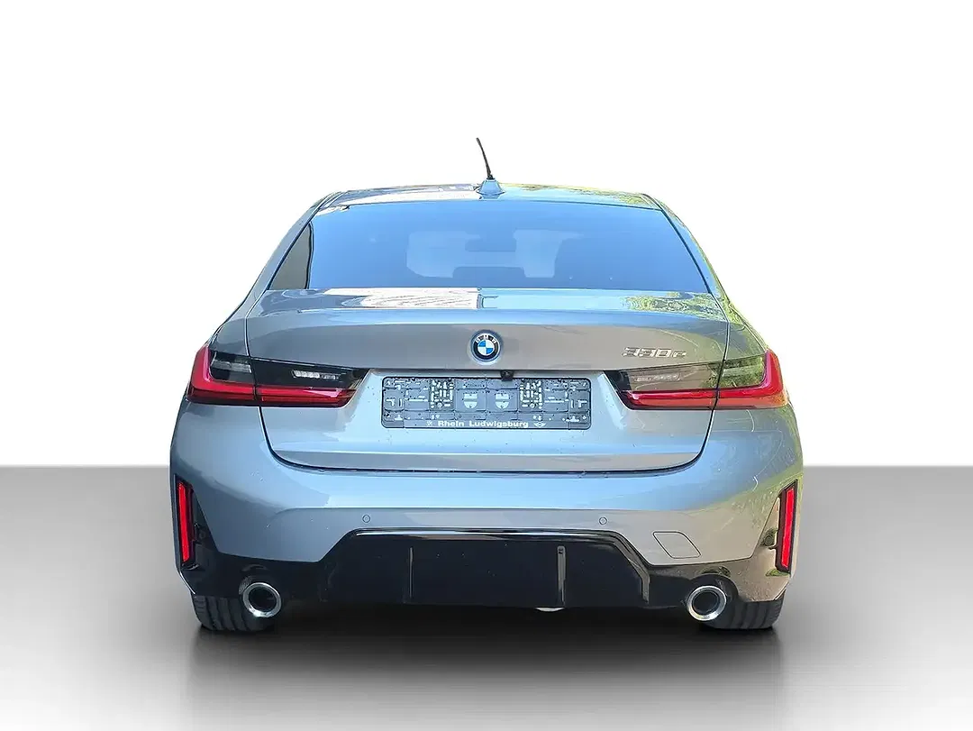 BMW 330 M - Thumbnail 5