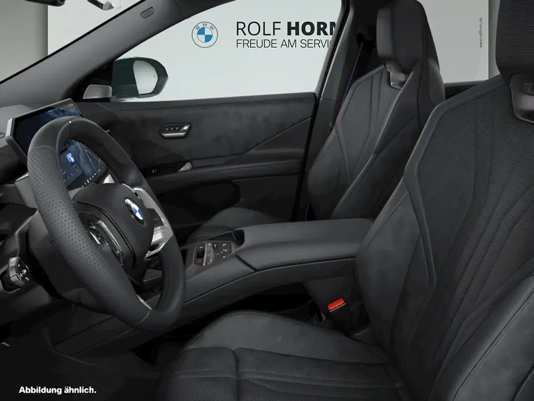 BMW iX3 xDrive - Thumbnail 2