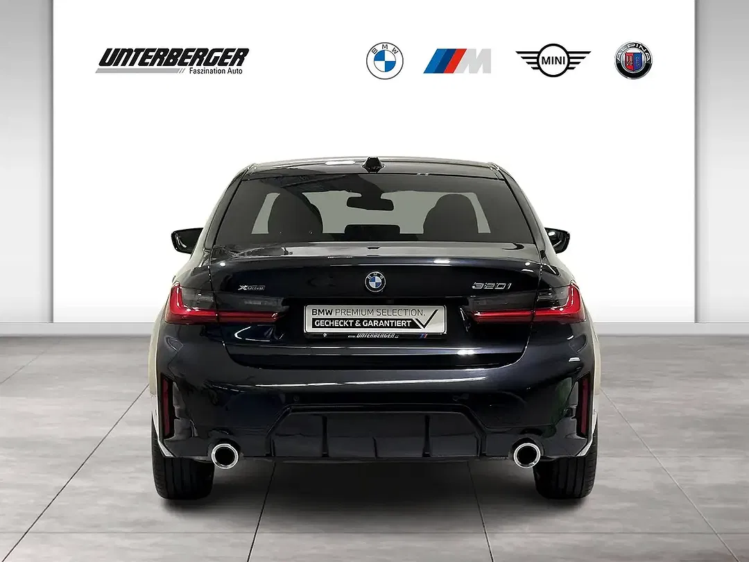 BMW 320 xDrive M - Thumbnail 5