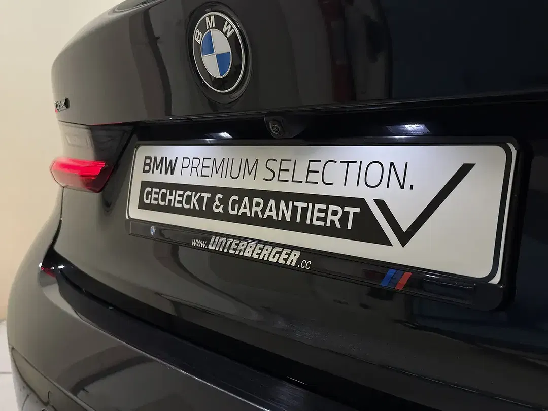 BMW 320 xDrive M - Thumbnail 7