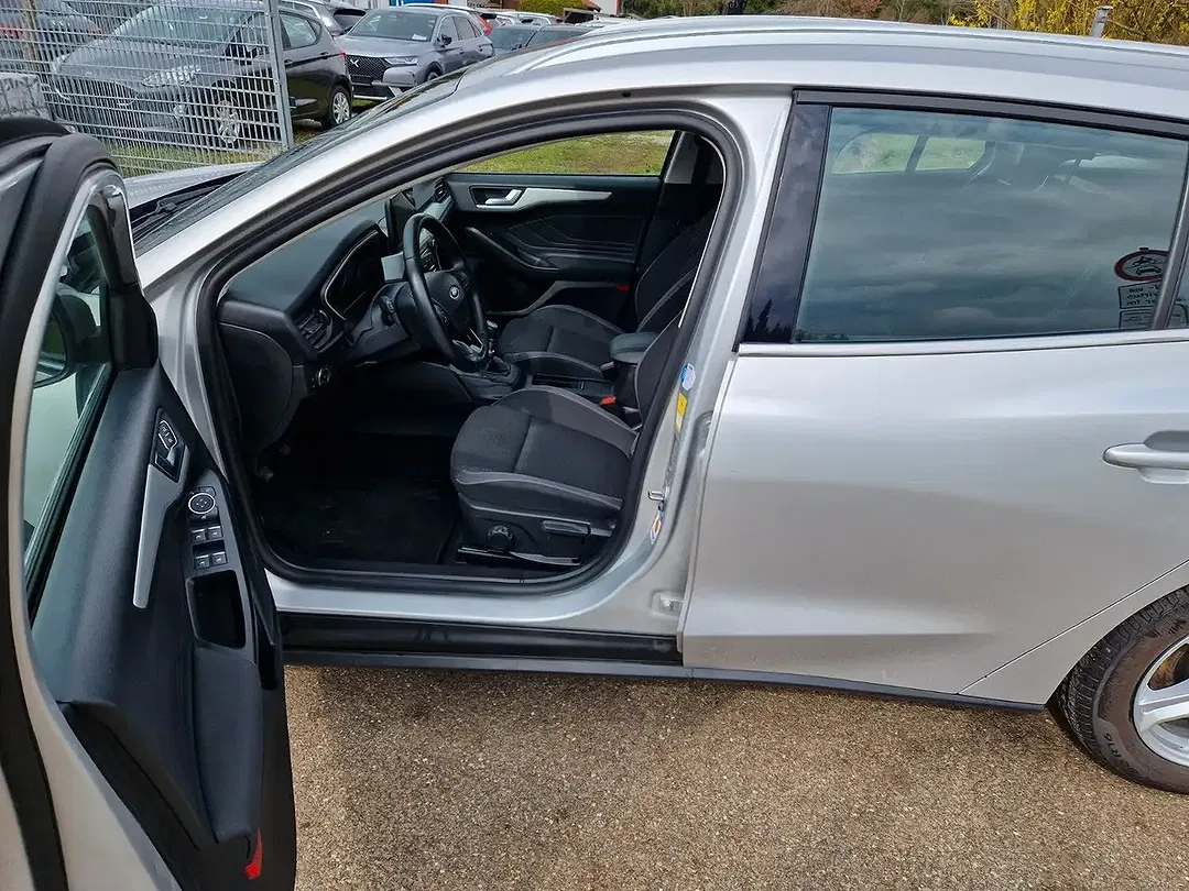 Ford Focus Cool & Connect - Thumbnail 14