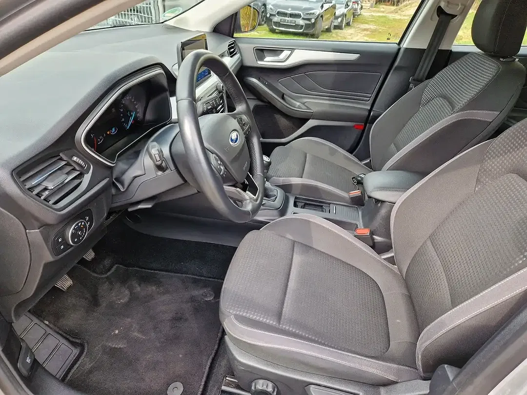 Ford Focus Cool & Connect - Thumbnail 17