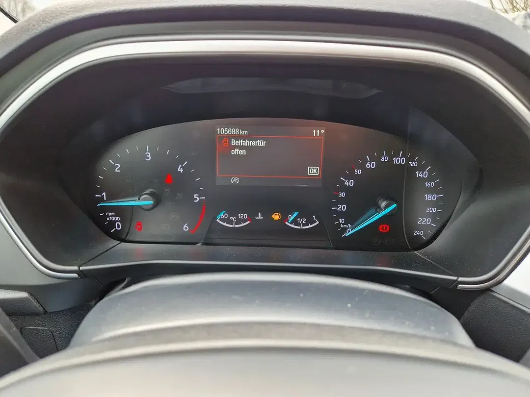 Ford Focus Cool & Connect - Thumbnail 20