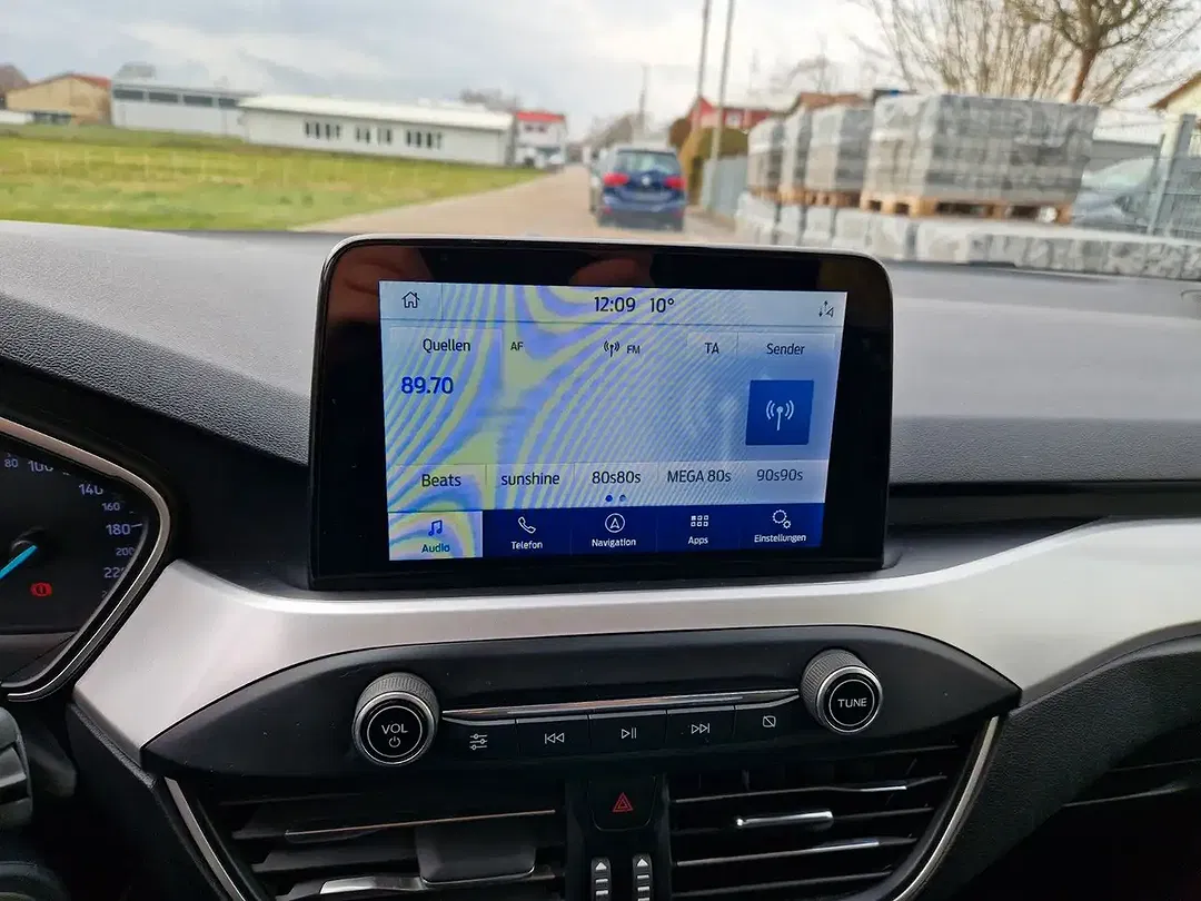 Ford Focus Cool & Connect - Thumbnail 22