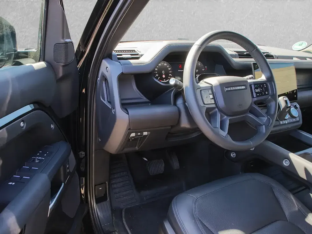 Land Rover Defender D250 110 X-Dynamic SE - Thumbnail 13