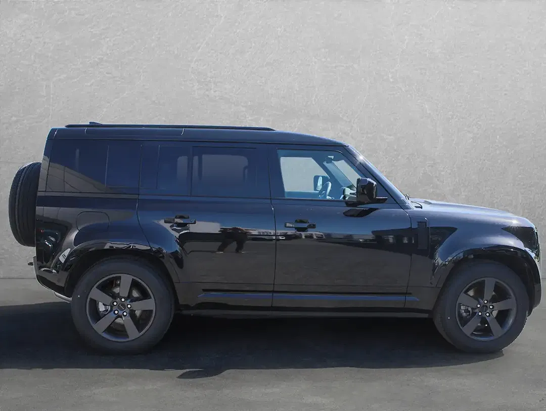Land Rover Defender D250 110 X-Dynamic SE - Thumbnail 6