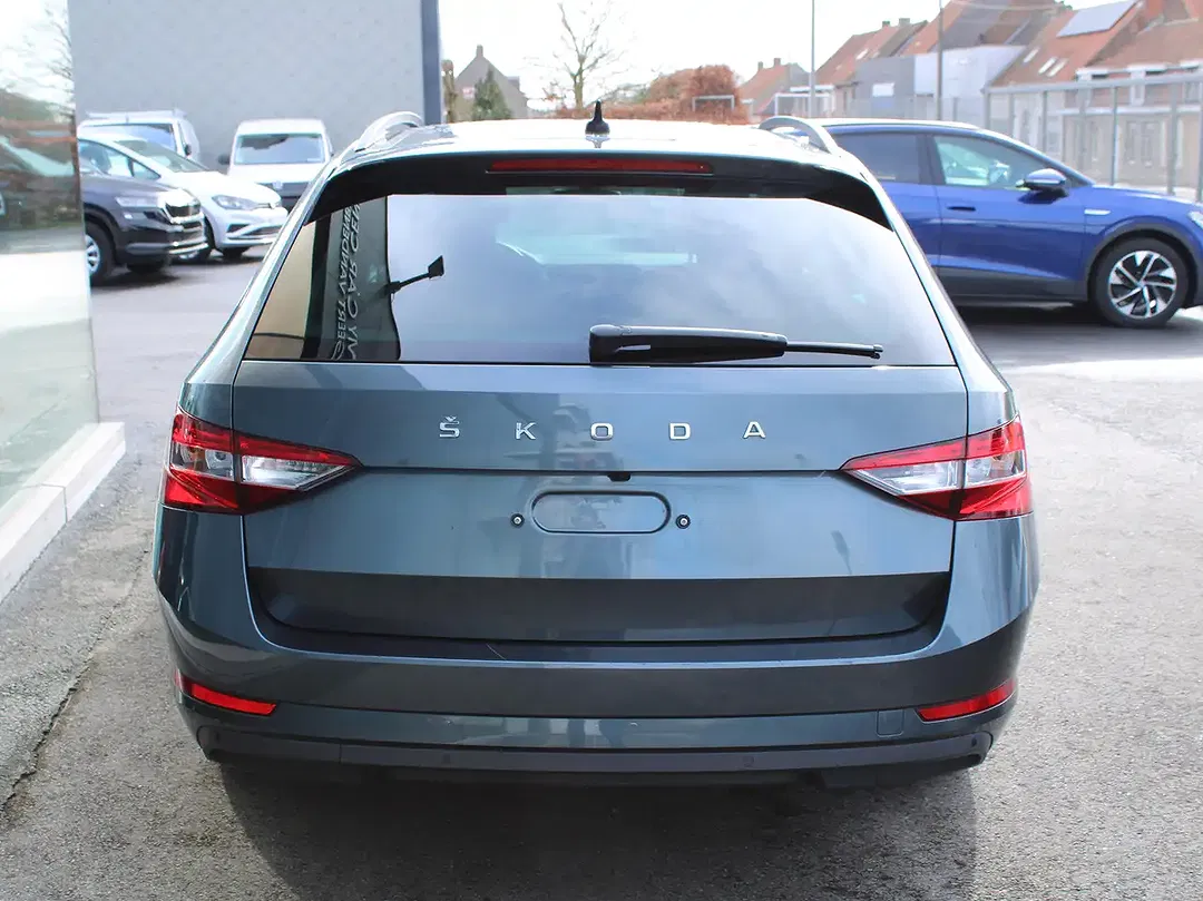 Skoda Superb 1.5 TSI Combi - Thumbnail 4