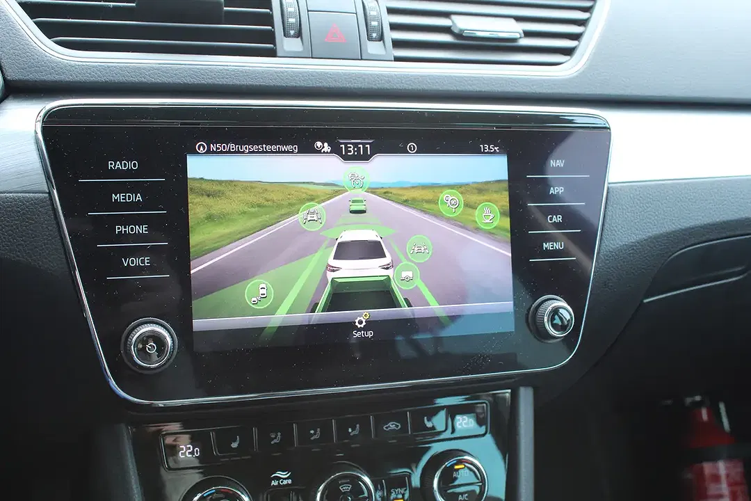 Skoda Superb 1.5 TSI Combi - Thumbnail 6