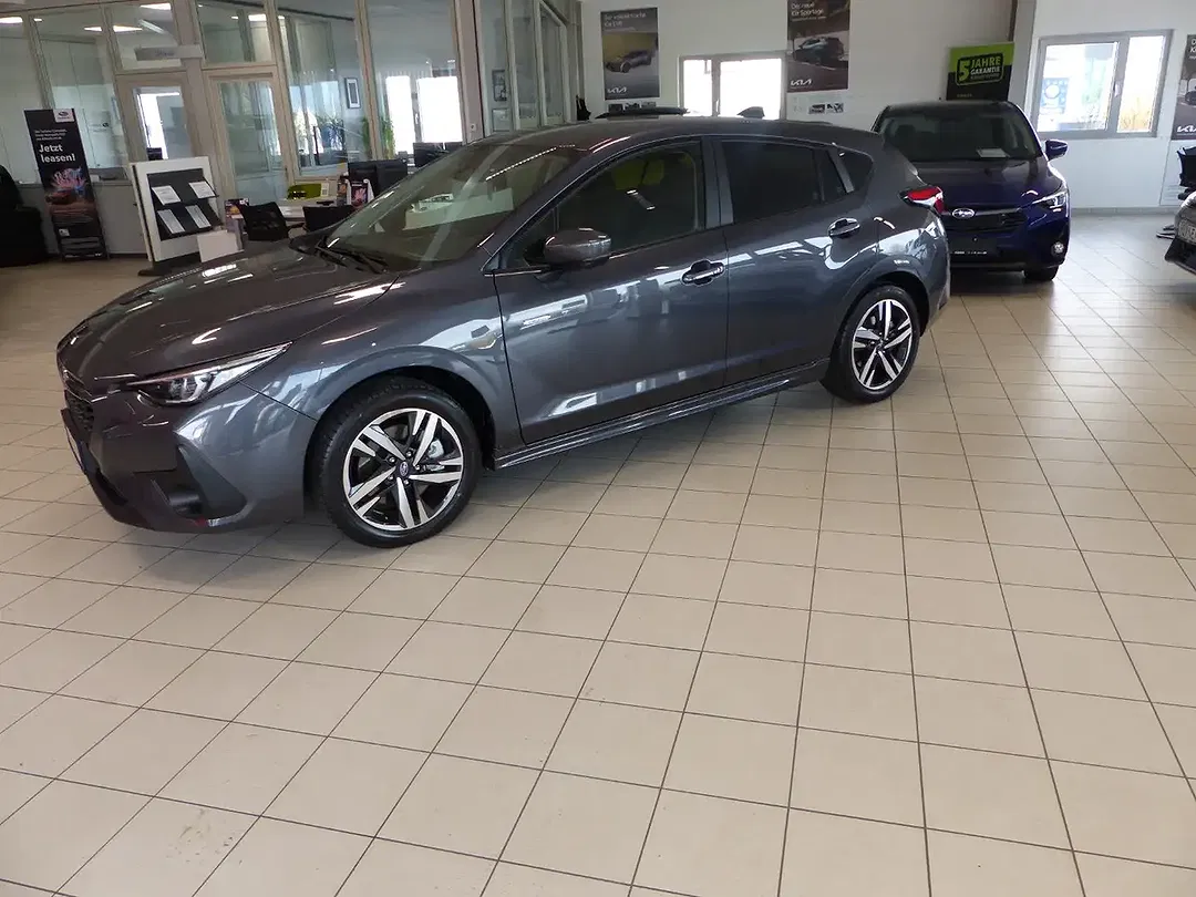 Subaru Impreza 2.0 AUT AWD - Thumbnail 4