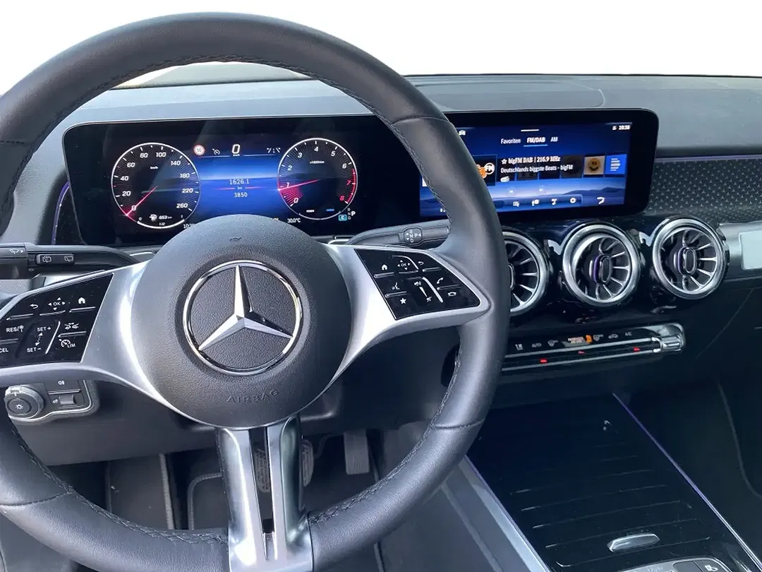 Mercedes-Benz GLB 200 Progressive - Thumbnail 8