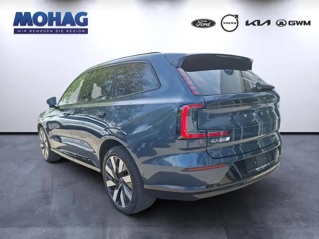 Volvo EX90 Performance Ultra - Thumbnail 4