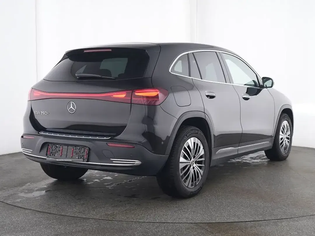 Mercedes-Benz EQA 250 EQ - Thumbnail 3