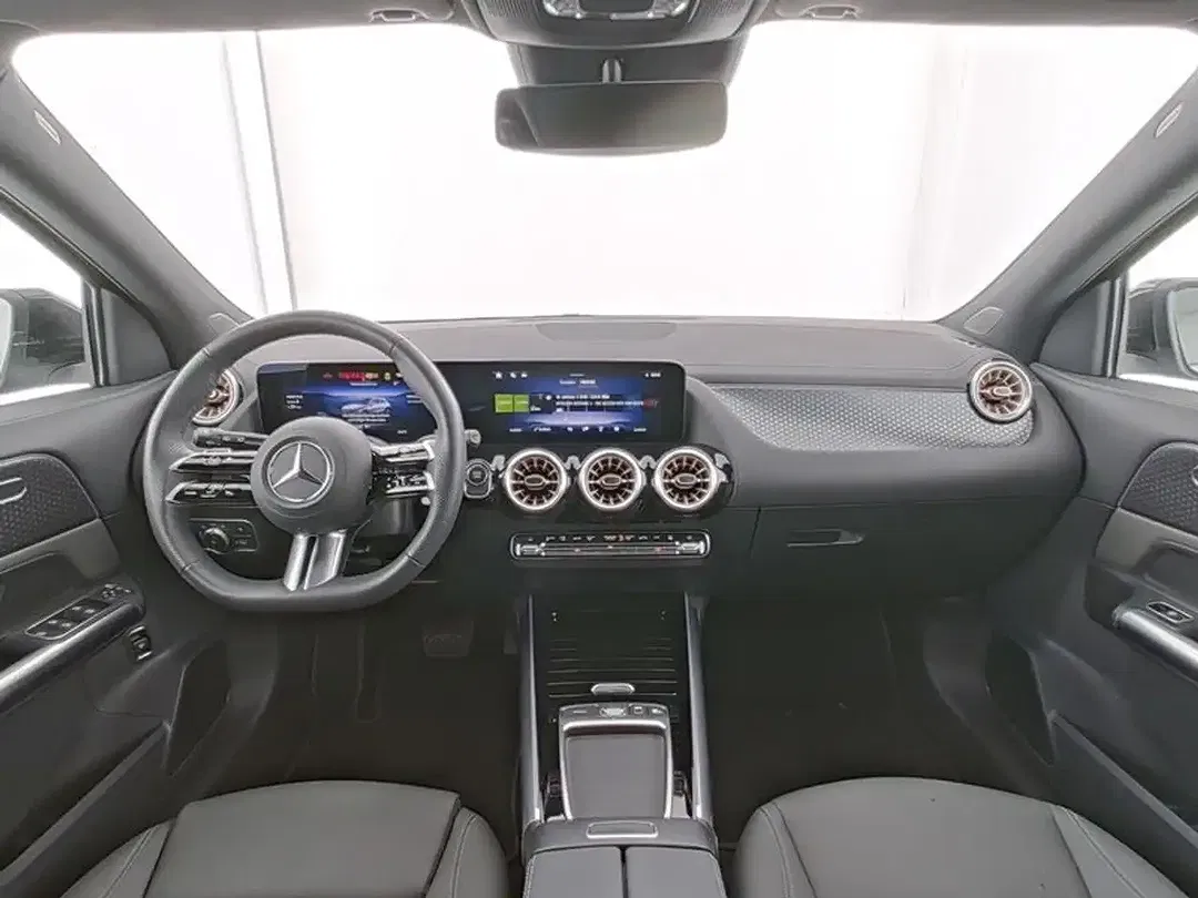 Mercedes-Benz EQA 250 EQ - Thumbnail 7