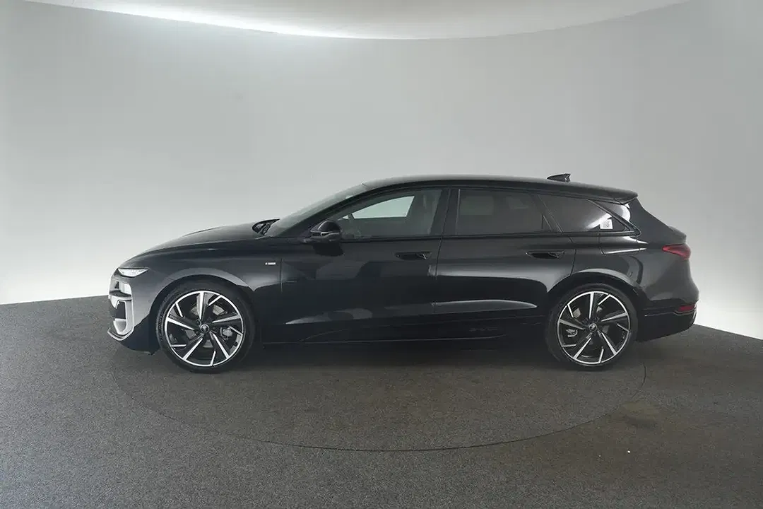 Audi A6 e-tron Avant S line - Thumbnail 5