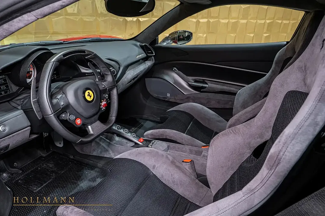 Ferrari 488 70th Anniversario Tailor Made - Thumbnail 14