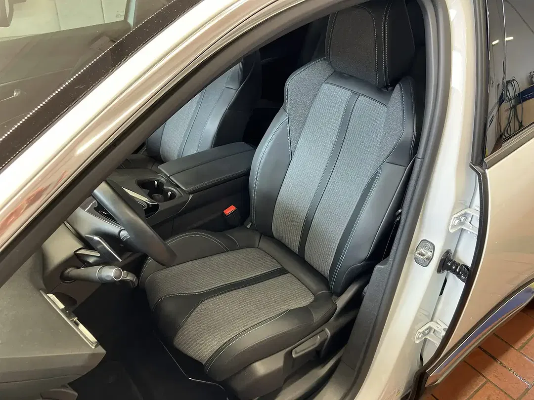 Peugeot 5008 130 PureTech Allure Pack - Thumbnail 7