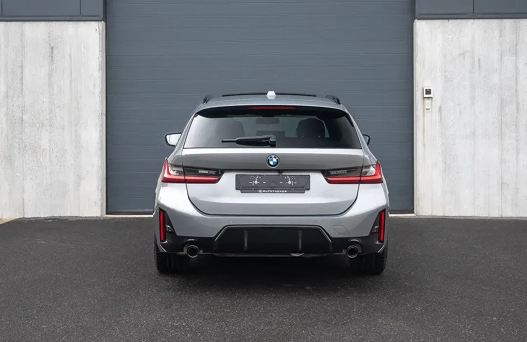 BMW 318 Touring M Sport - Thumbnail 4