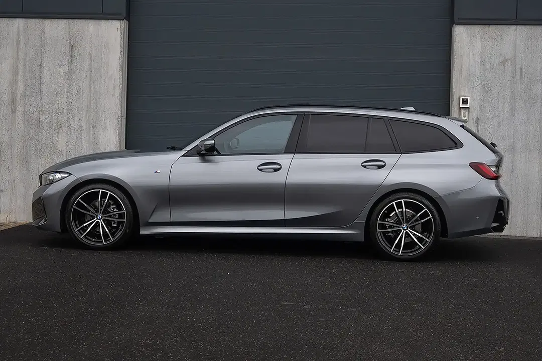 BMW 318 Touring M Sport - Thumbnail 6