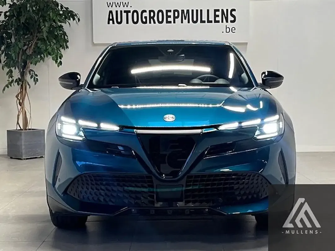 Alfa Romeo Junior BEV Elettrica Speciale - foto 2