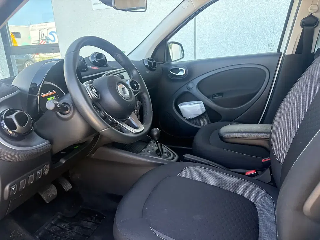 smart forFour - Thumbnail 3