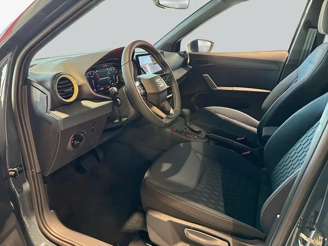 SEAT Arona 1.0 TSI Style - Thumbnail 9