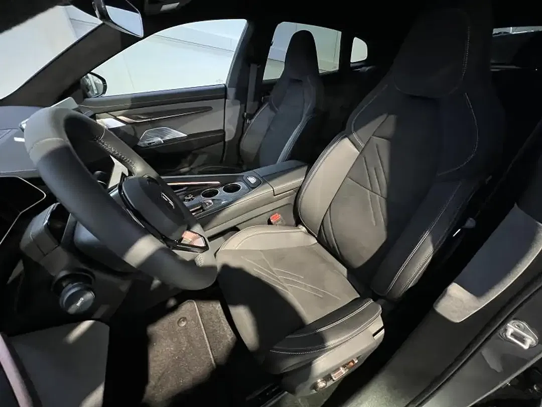 Zeekr 001 - Thumbnail 12