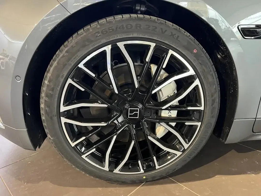 Zeekr 001 - Thumbnail 9