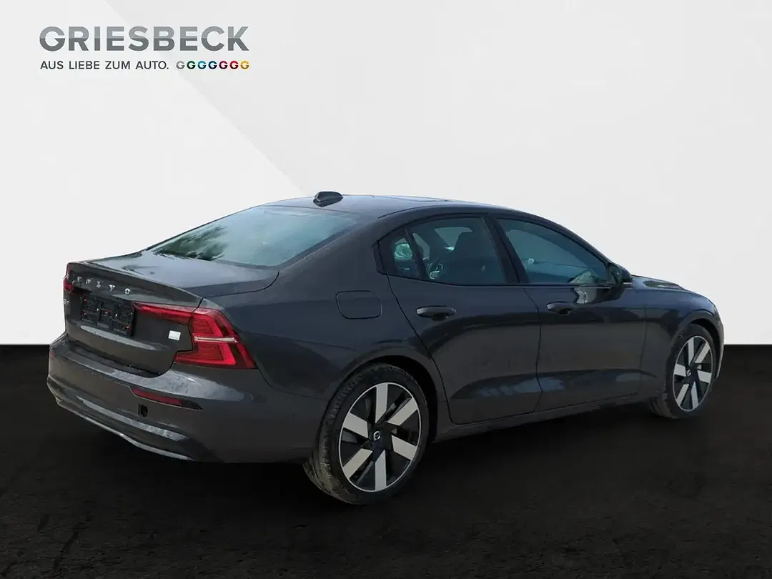 Volvo S60 T8 Ultimate Dark - Thumbnail 6