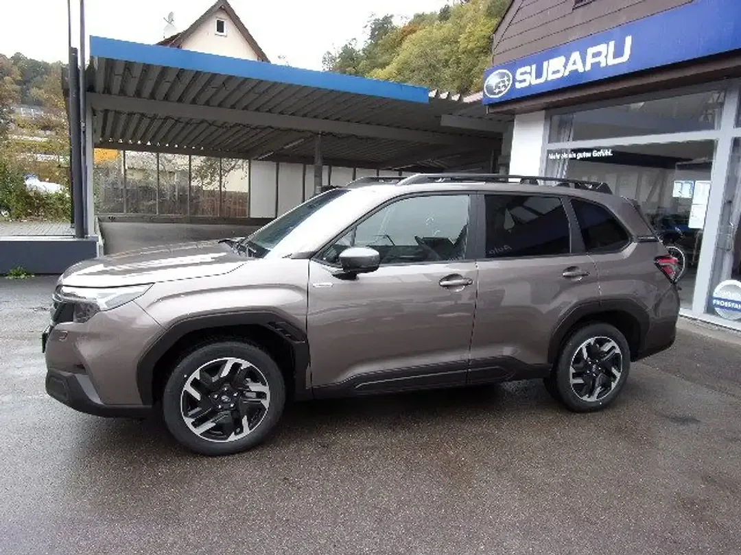 Subaru Forester 2.0 Lineartronic Exclusive - foto 2