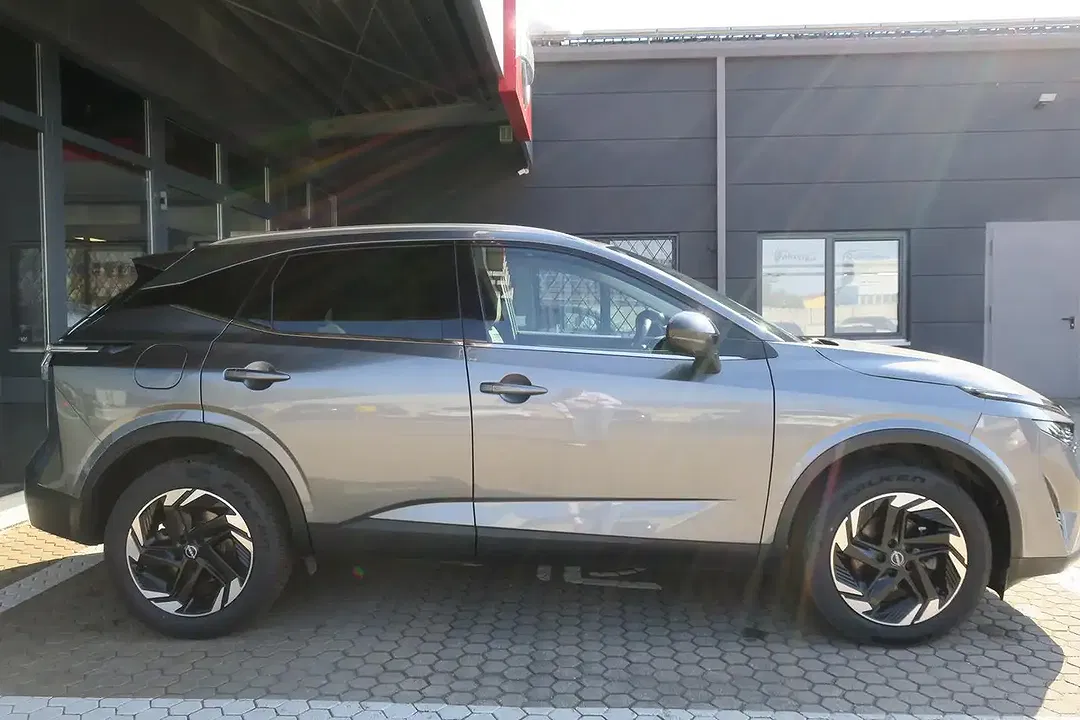 Nissan Qashqai 1.3 DIG-T MHEV Xtronic N-Connecta - Thumbnail 5