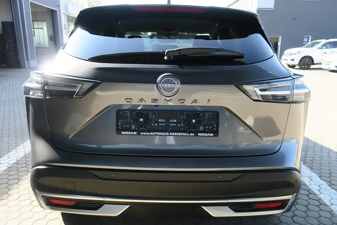 Nissan Qashqai 1.3 DIG-T MHEV Xtronic N-Connecta - Thumbnail 6