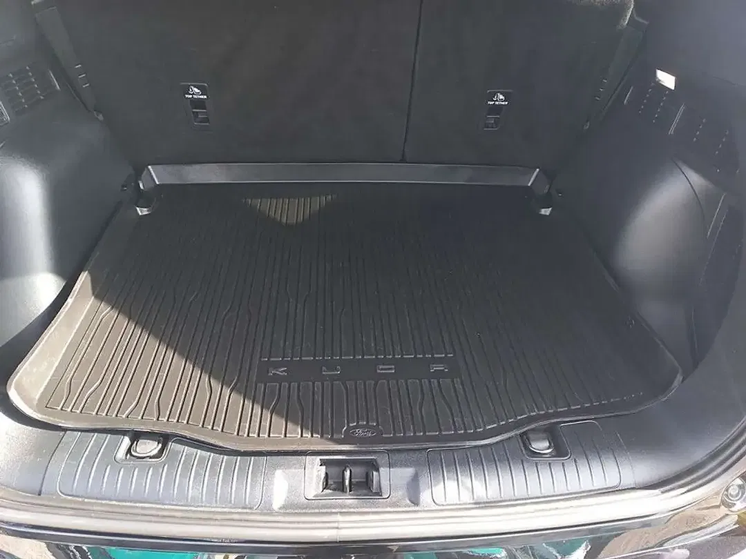 Ford Kuga 2.5 PHEV AUT ST-Line - Thumbnail 8