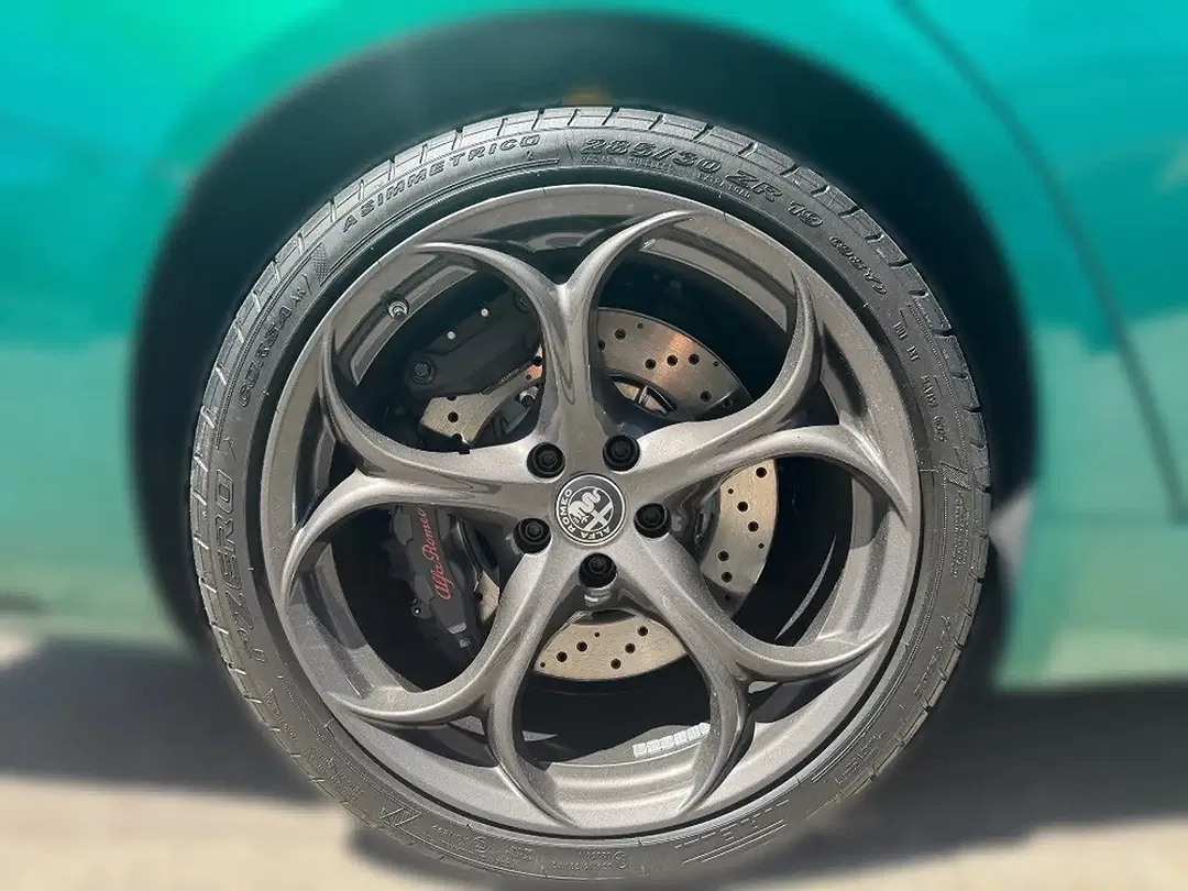 Alfa Romeo Giulia Quadrifoglio - Thumbnail 13