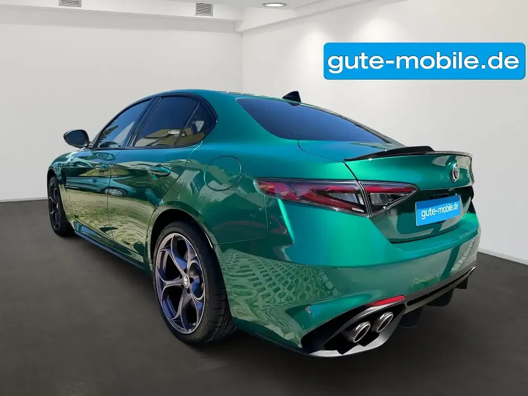 Alfa Romeo Giulia Quadrifoglio - Thumbnail 7