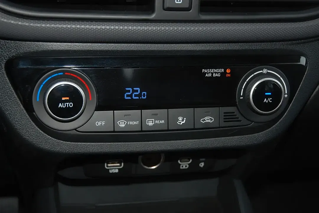 Hyundai i10 1.2 Trend - Thumbnail 13
