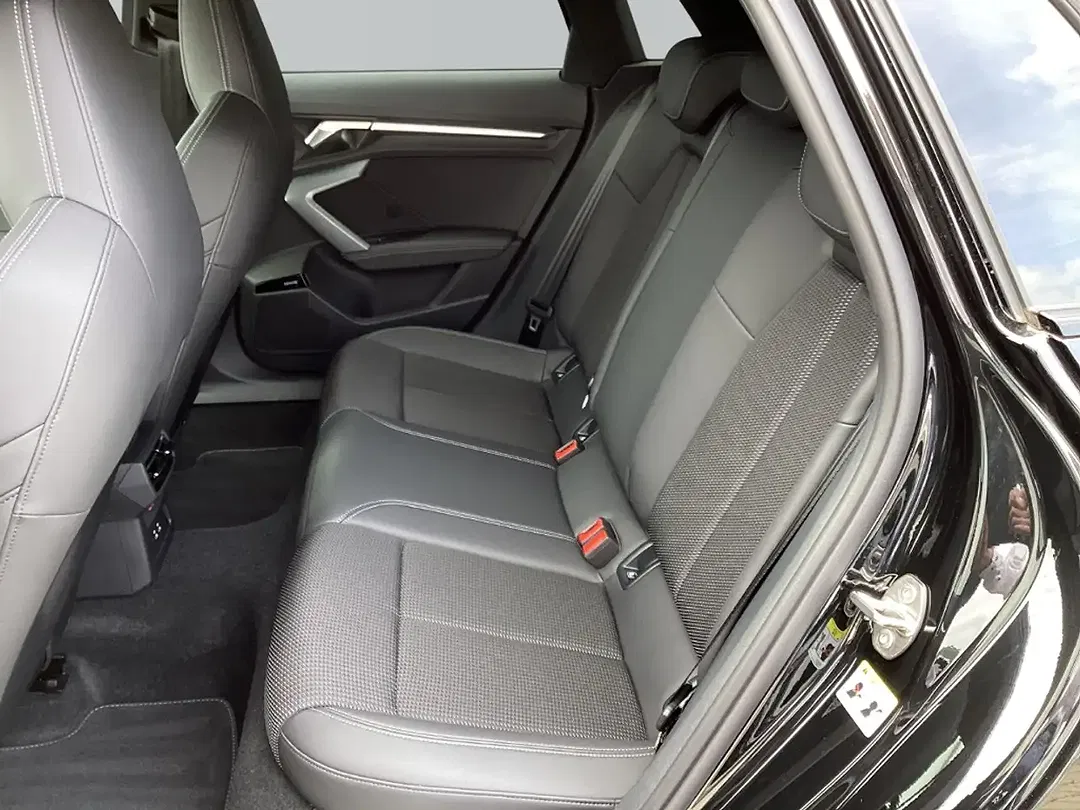Audi A3 Sportback S line - Thumbnail 10