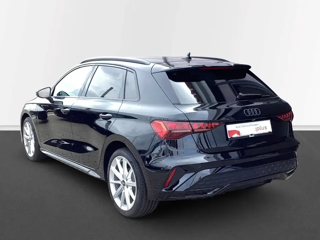 Audi A3 Sportback S line - Thumbnail 2