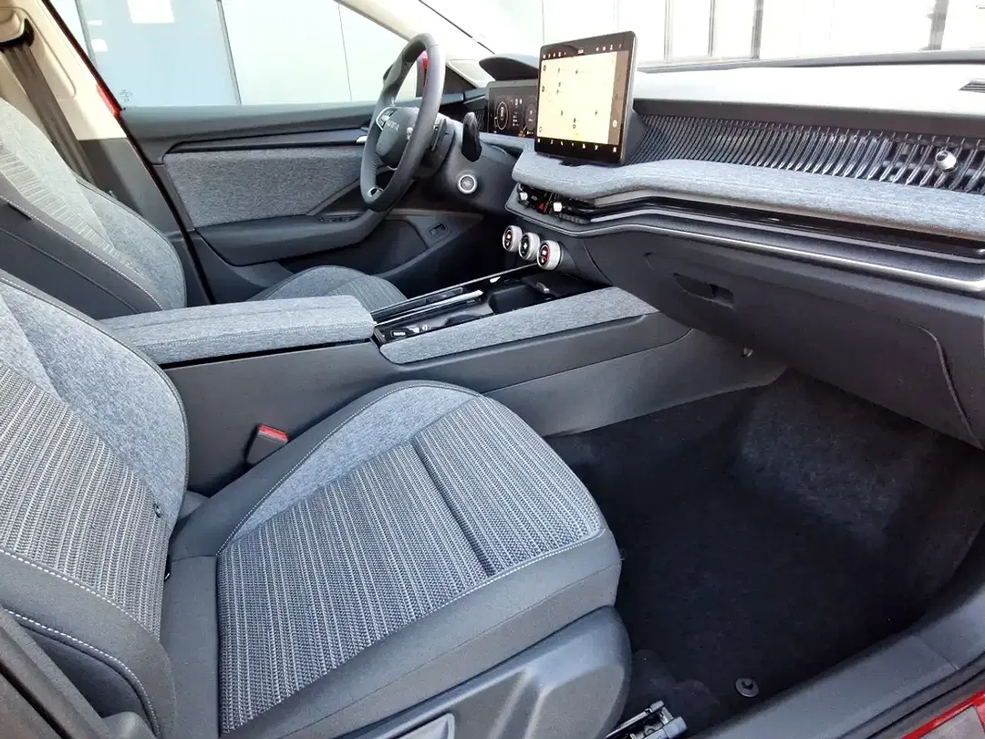 Skoda Superb 2.0 TDI DSG 4x4 Combi Selection - Thumbnail 8