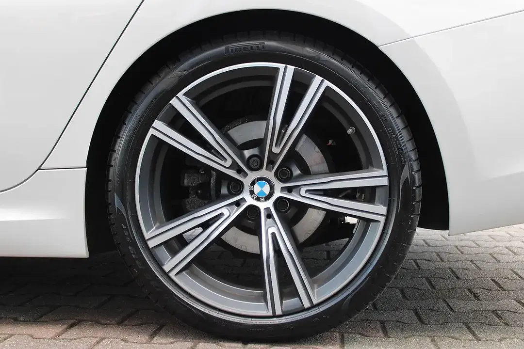 BMW 320 Touring - Thumbnail 12
