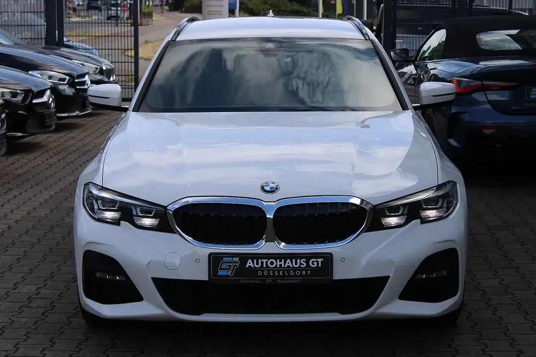 BMW 320 Touring - Thumbnail 5