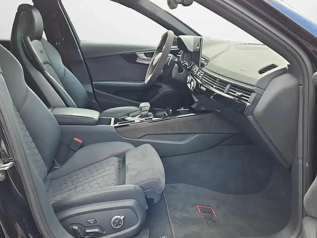 Audi RS4 tiptronic quattro RS Matrix LED Avant - Thumbnail 13
