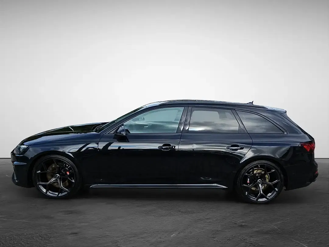 Audi RS4 tiptronic quattro RS Matrix LED Avant - Thumbnail 3
